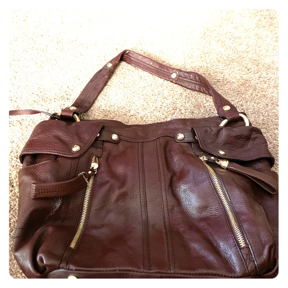 B. Makowsky handbag